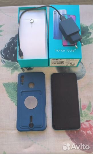 HONOR 10 Lite, 3/32 ГБ