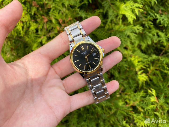 Часы наручные Casio классические