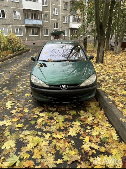 Peugeot 206 1.4 AT, 2003, 121 200 км