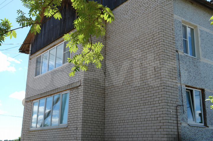 4-к. квартира, 80 м², 2/2 эт.