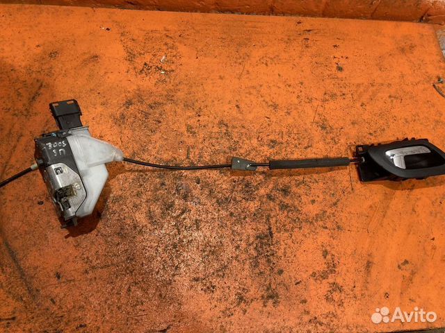 Замок двери задней правой Peugeot 3008