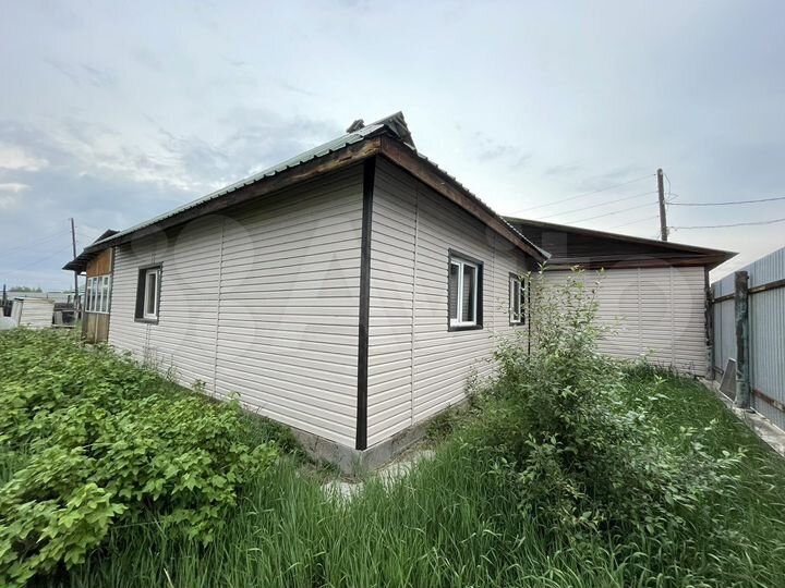 Дом 62 м² на участке 5 сот.