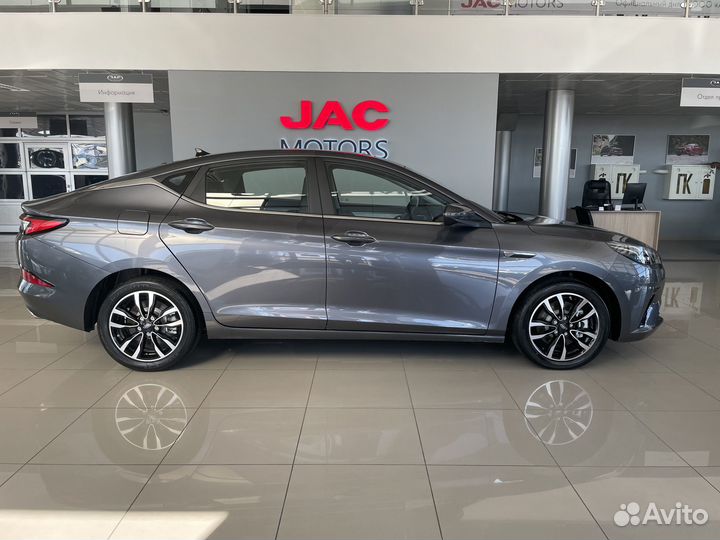 JAC J7 1.5 CVT, 2023