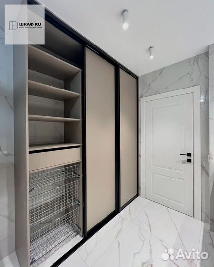 Шкаф распашной с фрезеровкой