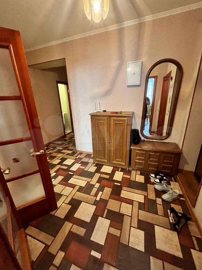 2-к. квартира, 65 м², 5/10 эт.