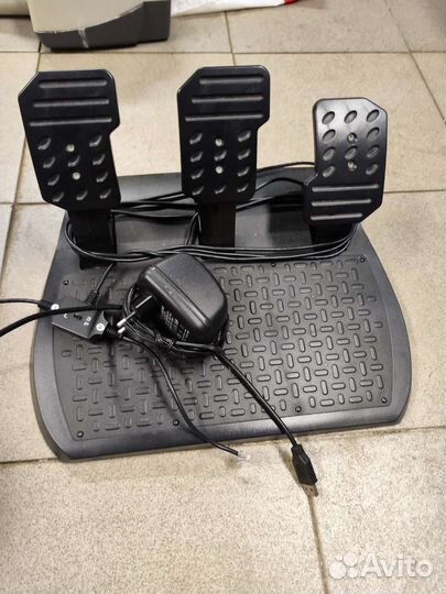 Руль Thrustmaster RGT FFB