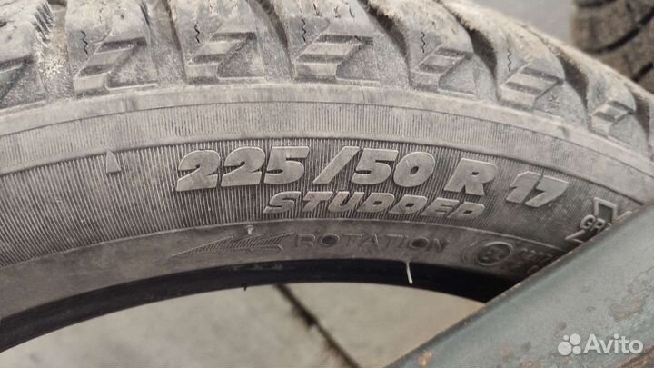 Michelin X-Ice North 2 225/50 R17