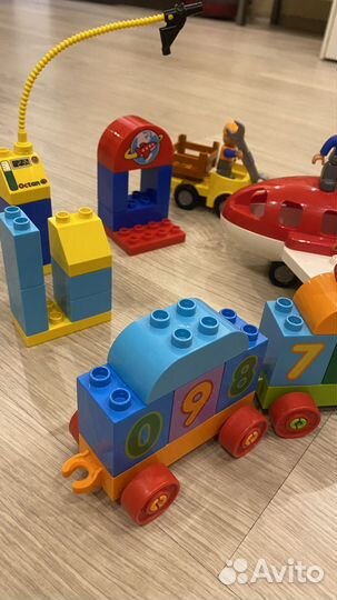 Lego Duplo поезд и аэропорт