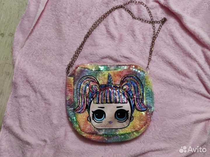 Сумочки и рюкзак для девочки