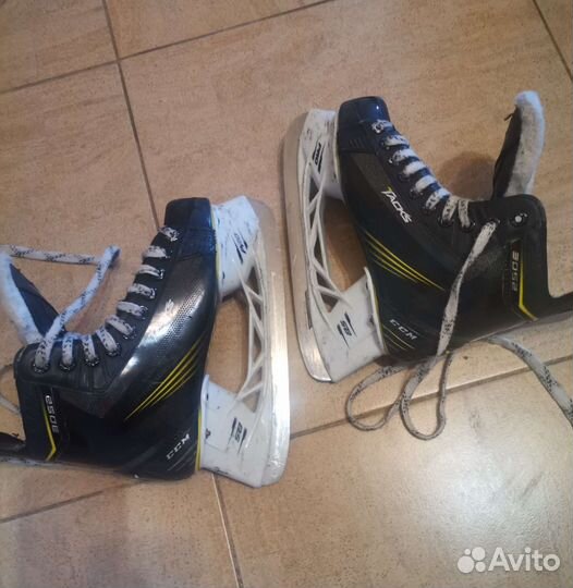 Коньки хоккейные CCM юниорские