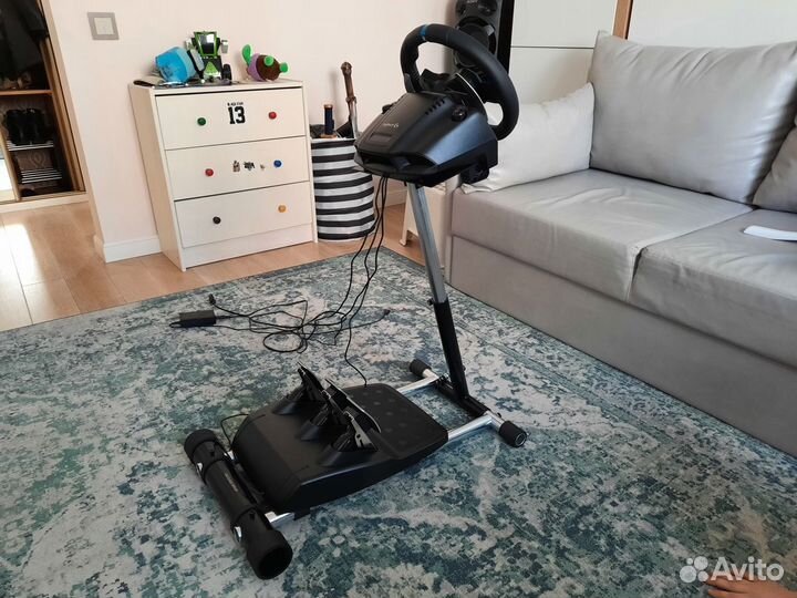 Игровой руль Logitech G29 + стойка для руля