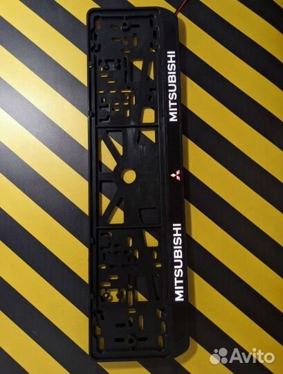 Рамка номерного знака светящася