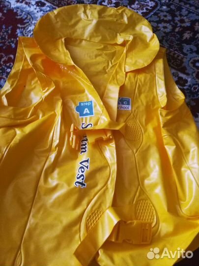 Желетка для плаванья