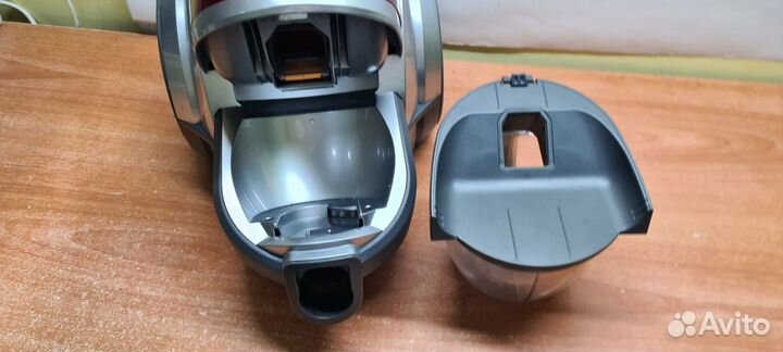Пылесос lg 2000w с контейнером (бу)