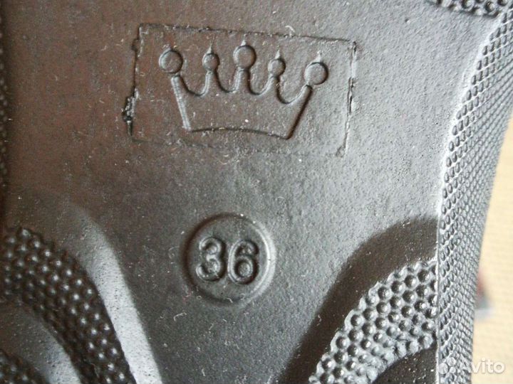Ботинки на мальчика р. 35-36