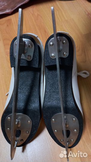 Коньки фигурные