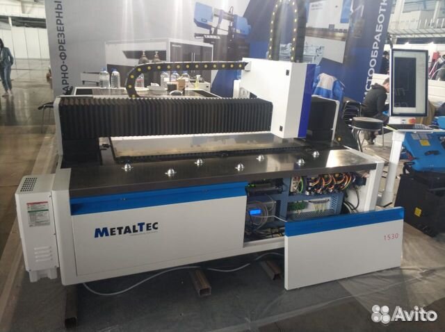 Лазерный станок по металлу 1000 1500 В W