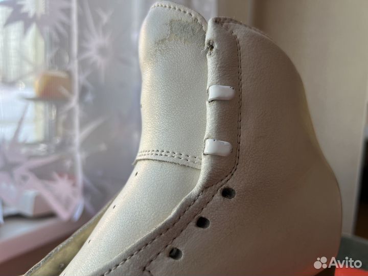 Фигурные проф коньки Edea Overture 250 ivory
