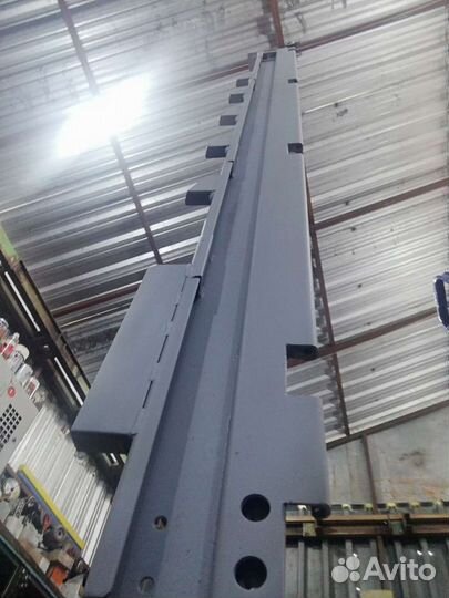 Задние стойки на полуприцеп Krone, Schmitz