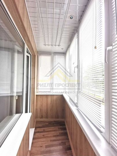 2-к. квартира, 54 м², 3/10 эт.