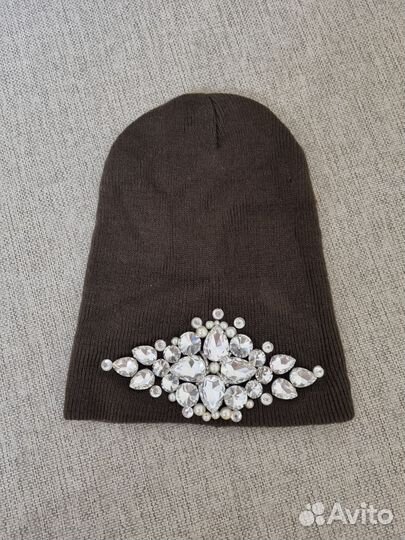 Шапка женская со стразами