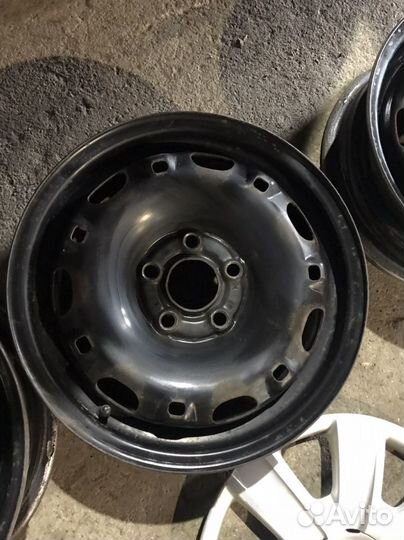 Комплект дисков R14 на VW polo VAG 6Q0601027AC