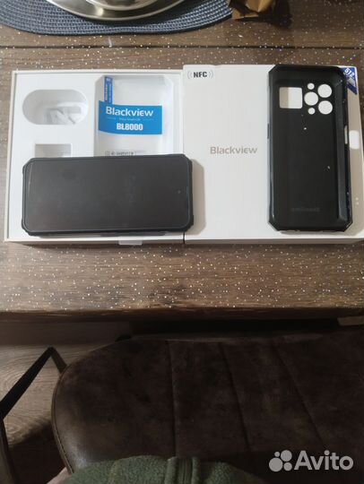 Blackview BL8000, 12/512 ГБ