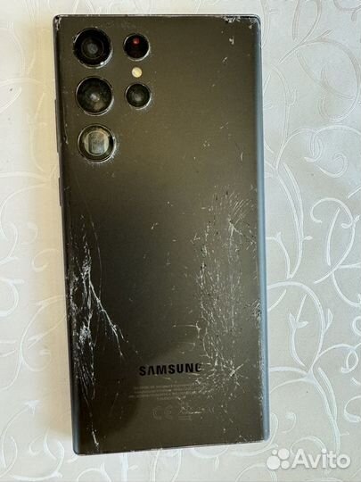 Samsung Galaxy S22 Ultra, 12/256 ГБ