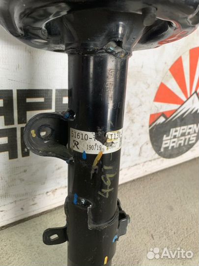 Амортизатор передний правый Honda Cr-V 5