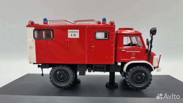 Mercedes-Benz Unimog 404S Funkkoffer Feuerwehr