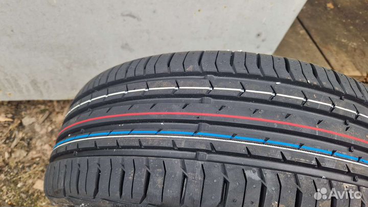 R15 Continental Conti4x4IceContact 195/55, PCD 5x100 DIA 40