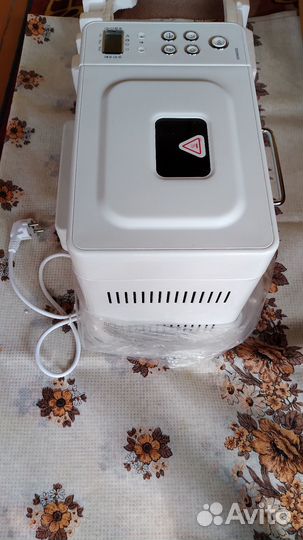Хлебопечь новая kenwood BM250