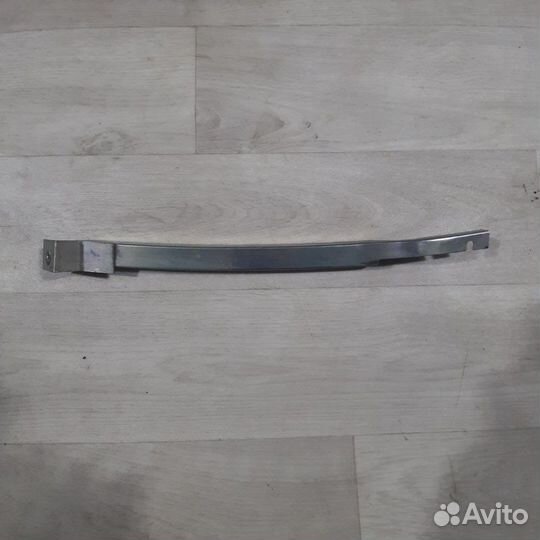 Направляющая стекла двери задняя правая Datsun