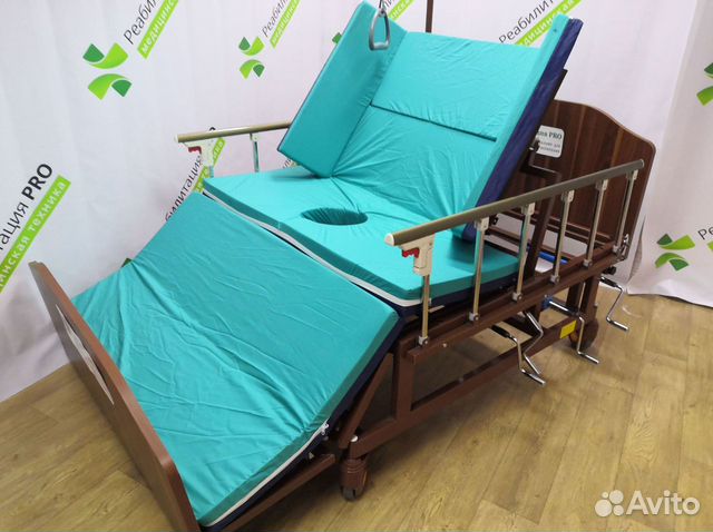 Кровать медицинская для ухода за больными