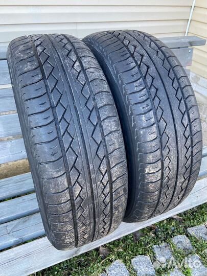 Bridgestone Dueler H/T 215/65 R16