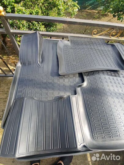 Оригинальные коврики Hyundai Solaris