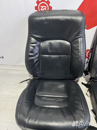 Toyota Land Cruiser 200 сиденья передние