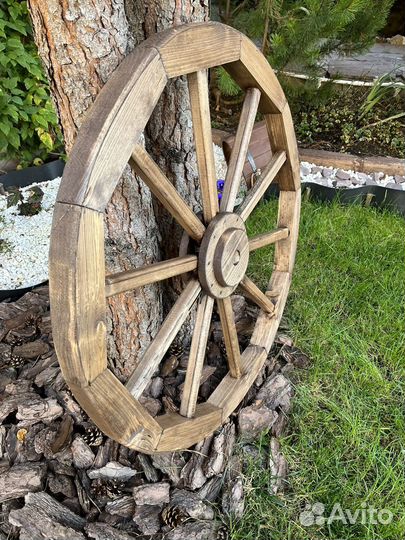 Большое колесо от телеги 90 см. Декор для дома
