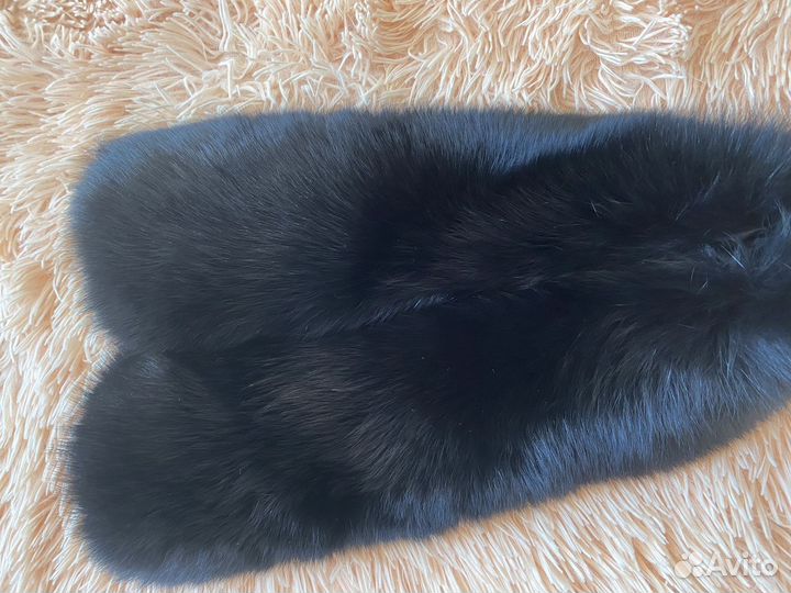 Меховой воротник чернобурка