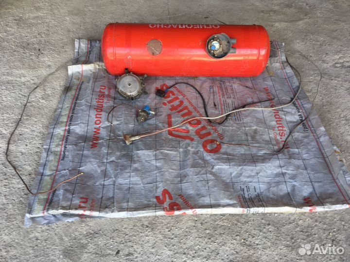 Газовый баллон для автомобиля