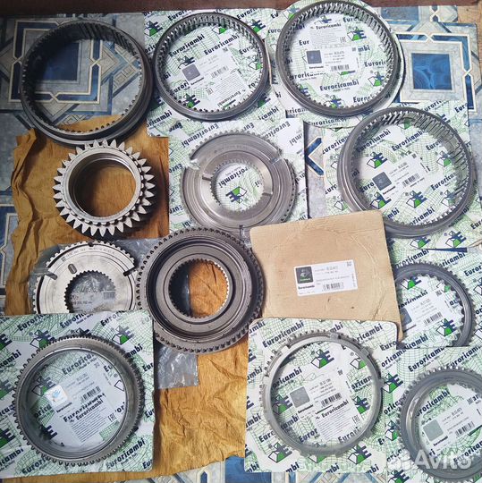 Запчасти, шестерни на кпп ZF16