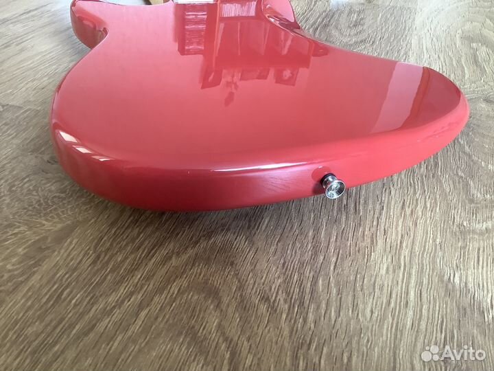Гитара Fender Squier Bullet Strat новая и кабель