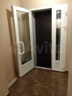 2-к. квартира, 60 м², 1/6 эт.