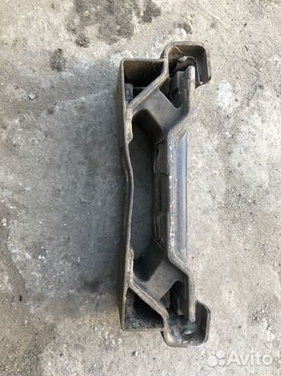 Подушка кпп Suzuki Grand Vitara 3