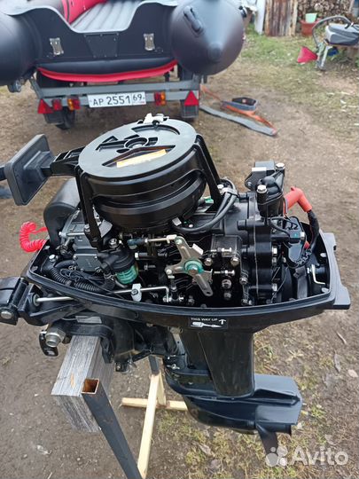 Лодочный мотор Gladiator 9.9PRO