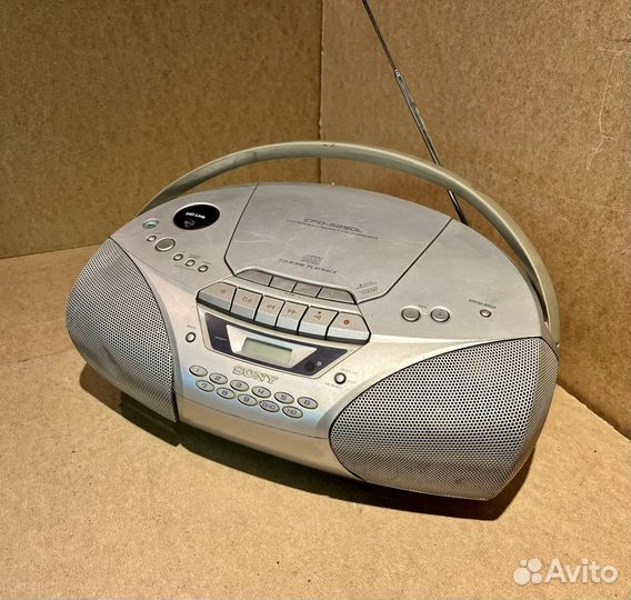 Магнитофоны / радиоприемники / музыкальные центры