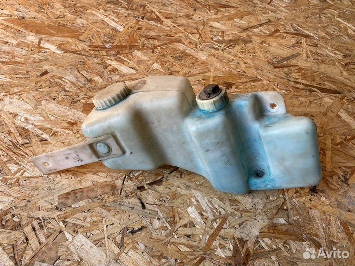 Бачок омывателя лобового стекла LADA 2110