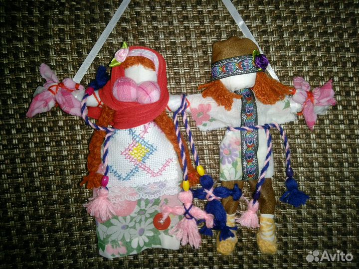 Неразлучники (семейный оберег)