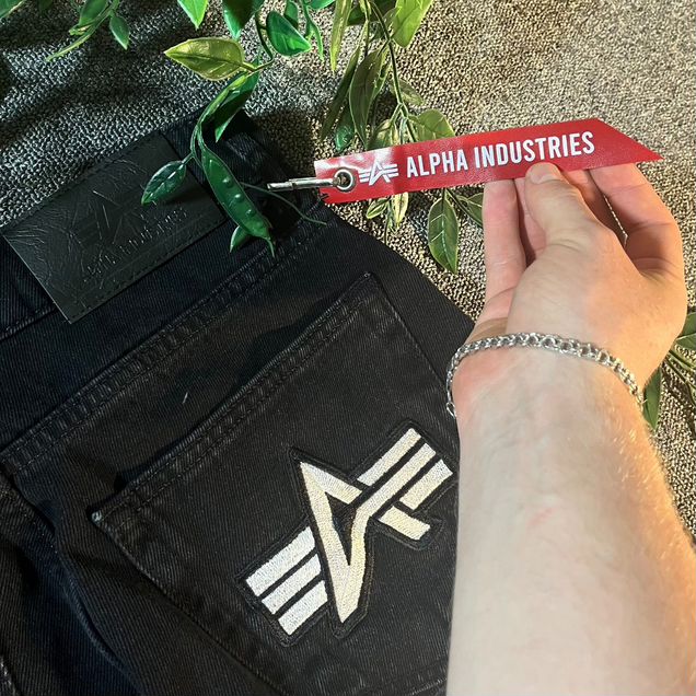 Широкие джинсы Alpha industries ss26