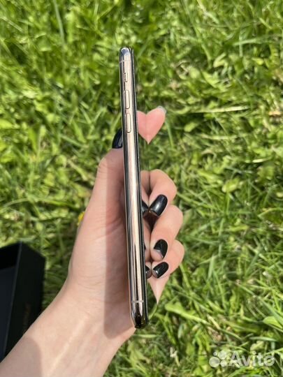 iPhone 11 Pro Max, 64 ГБ